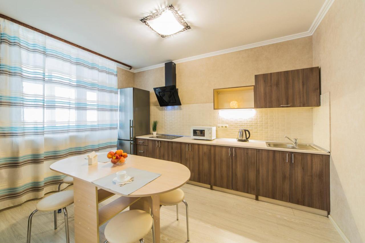 Studio Apartment On Bazhana Kyiv Exterior photo